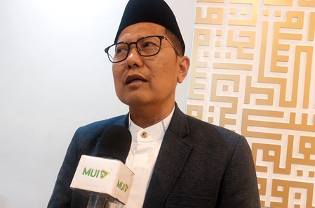 KH Cholil Nafis Sindir Program MBG: Jangan Sampai Berubah jadi 'Makan Beracun Gratis'